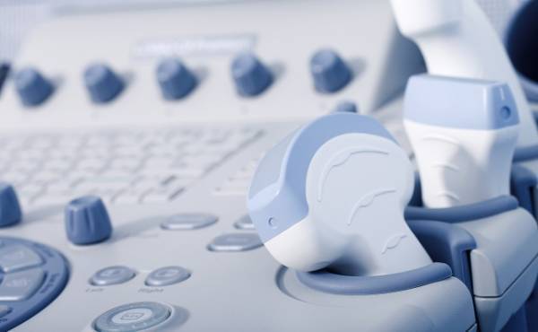 え！？赤ちゃんなのに？生まれてすぐ4cmの卵巣嚢腫が見つかって…