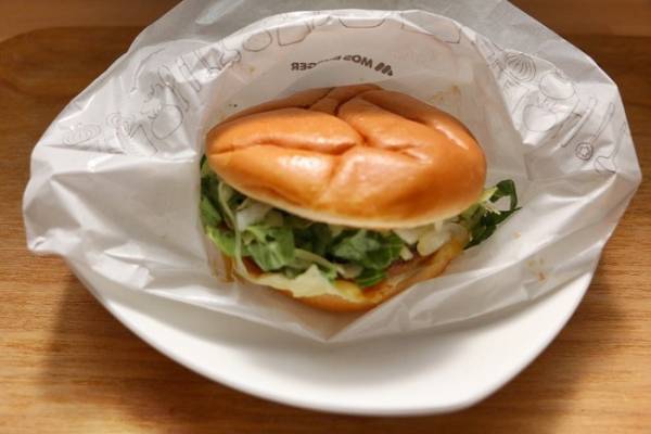 500円でこのボリューム？！実は大人も買えるモスのキッズメニューがすごい！