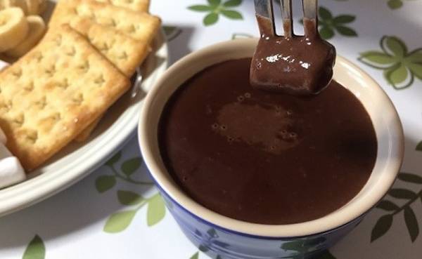 【業務スーパー】フォンデュも簡単！楽しみ方いろいろ濃厚なめらかスイーツ♡