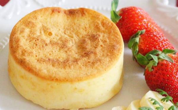 めっちゃ簡単！親子で幸せ♡しっとりふわふわパンケーキ2選【管理栄養士監修】