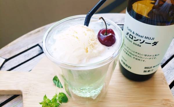 売り切れ続出！SNSで話題「無印のメロンソーダ」がすごくイイ♡