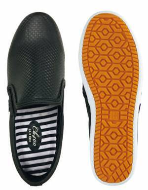 【ワークマン】話題の「滑りにくい靴」で妊婦さん＆ママの足元を安全に！