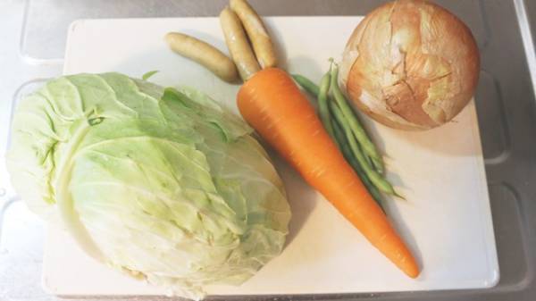 【ニトリ】考えた人に拍手したい…！料理に使う「チリトリ」が便利すぎる件