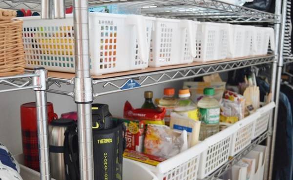 ちょっとしたアイデアで劇的に使いやすくなるキッチン収納3選！