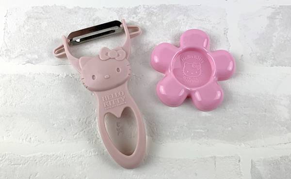 【100均】マジで使える！キャンドゥのキティグッズがアツすぎと話題