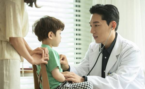 突然の体の発疹！ただの湿疹だと思ったら大間違い…国立病院に行く事態に