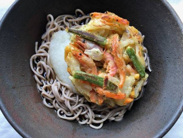 【業務スーパー】具材たっぷり＆激ウマで絶対買い！マニア大絶賛の冷食