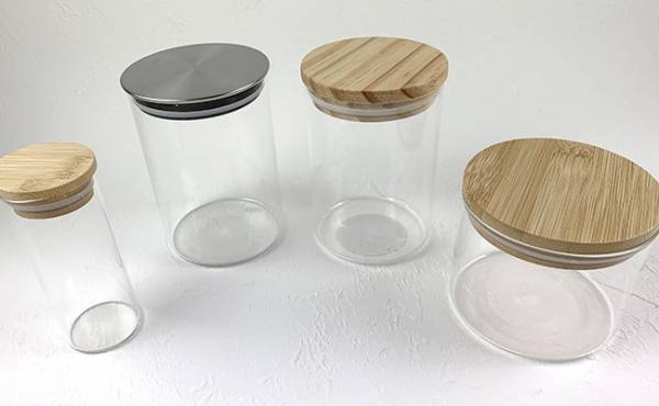 【ダイソー】SNSでも話題！シンプルなキャニスターが「使える」と売れに売れてる件