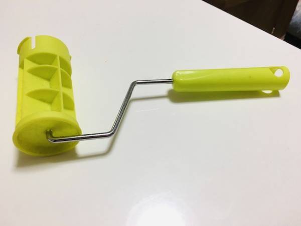 【100均】お高いおもちゃより夢中！？助産師さんがおすすめする赤ちゃんの遊び道具3選