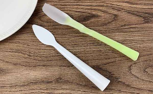 【100均】の進化が止まらないっ！かゆいところに手が届くと話題の便利ツール４選