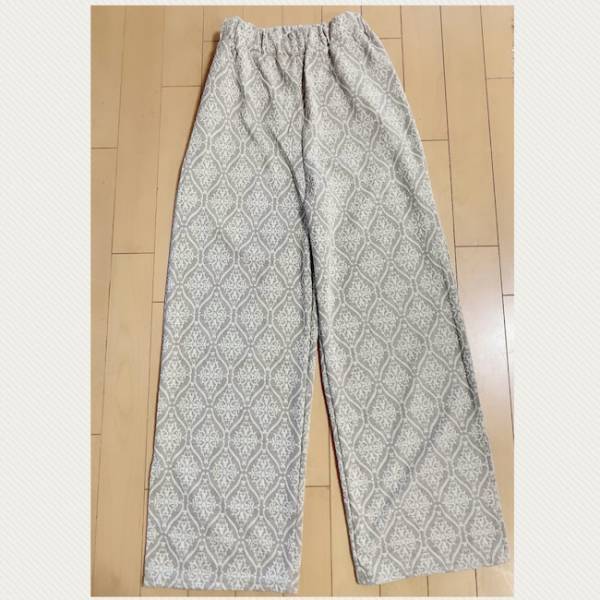 本当に990円でいいの！？しまむらのおしゃれな総柄ボトムが衝撃の安さ