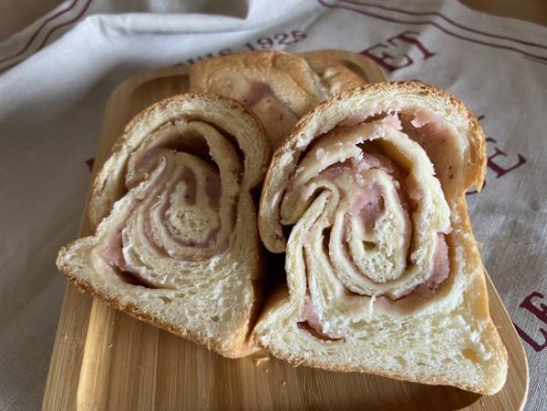 旬のおいしさがたまらない！【カルディ】いちご尽くしの絶品スイーツ3選