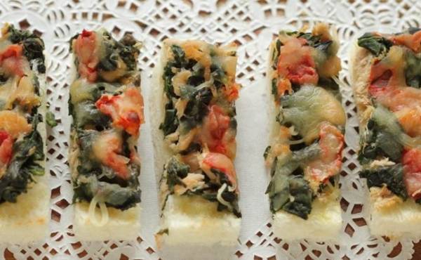 【旬野菜の離乳食】鉄分補給にも◎！栄養満点ほうれん草のおいしいレシピ