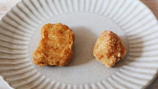 【マクドナルド】話題の「ひとくちタツタ」にソースつけ比べした結果…？