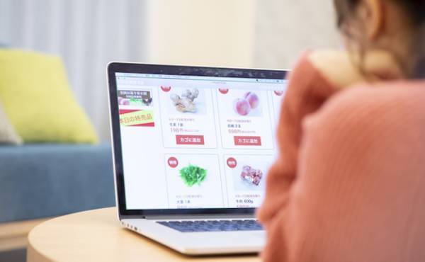 コロナ禍の今こそ活用！ネットスーパーの子育て世代向けのサービス