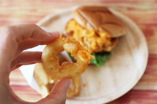 【モスバーガー】おいしいとSNSで話題！新作をさらにおいしくする裏技