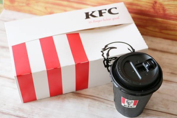 【ケンタッキー】驚きのオフ額「ボックス買い」が正解！人気裏メニューも