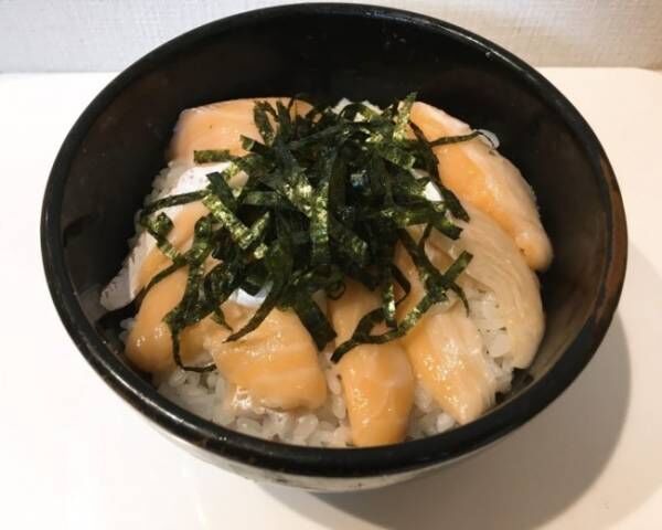 業務スーパー 海鮮丼が1杯100円 マニア常備のトロッと絶品なモノ 21年3月8日 ウーマンエキサイト 1 2