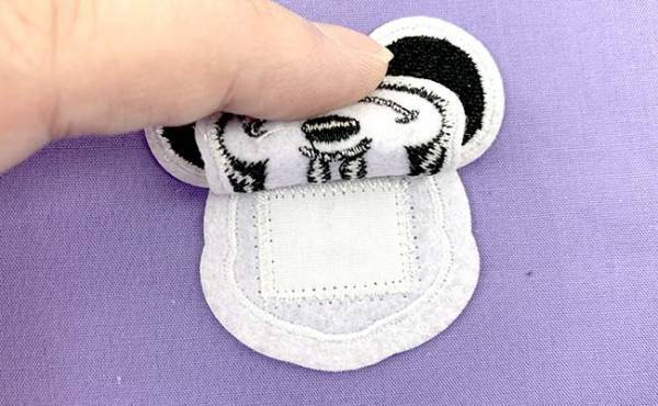 【ダイソー】可愛すぎてハマる人続出！サンリオ＆ディズニーのキャラクターワッペンが超使える件