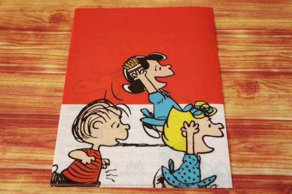 【モスバーガー】今だけの新グッズが超カワ♡キッズセットの裏技も！