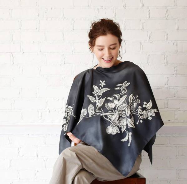 もらったら絶対うれしい！春の出産祝いにも♡ Béttaの授乳スカーフって？