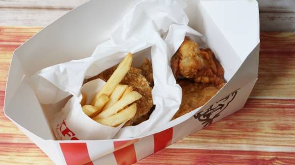 【ケンタッキー】復活した新商品がおいしいと話題！無料でもらえる裏技も！