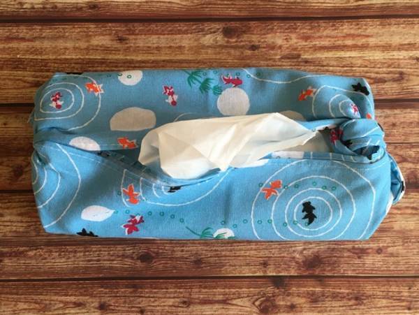 【ダイソー】入手困難な柄も！意外な使い方が話題！ポップな手ぬぐい使い方５選