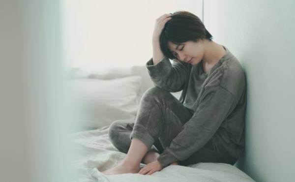 「あぁ疲れた」妊活に非協力的な年上夫。子どもができにくい？不安を抱え涙する日々 #1