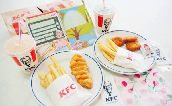 【ケンタッキー】新作おもちゃがかわいい！キッズセットと便利な裏技４つ