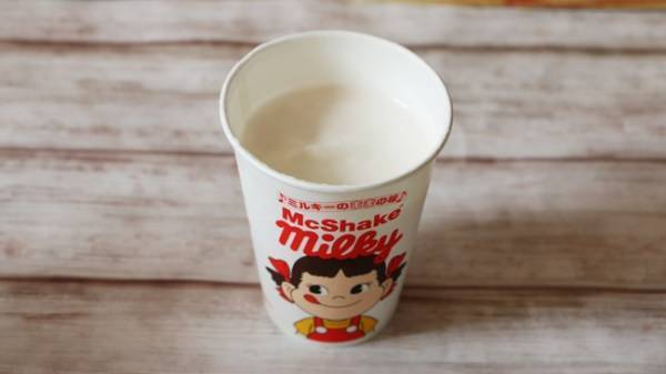 【マクドナルド】新作「ミルキーのままの味」の再限度ハンパないと話題！知っトク裏技2つ