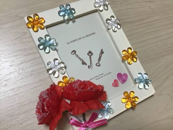 100均や家にあるもので簡単♪ 保育士が教える母の日の絵本＆制作遊び