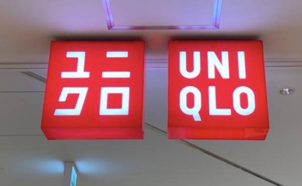 【ユニクロ】二の腕カバーもおしゃれも叶う！再販したオーバーサイズTが早くもSNSで話題！