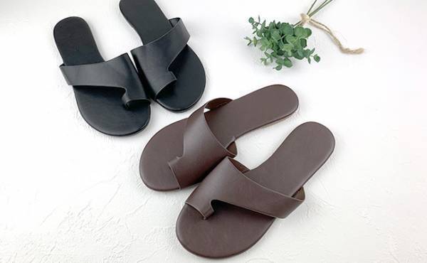 【ダイソー】300円は安すぎっ！毎夏大人気の高見えサンダルが今年も登場！