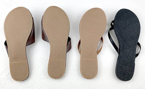 【ダイソー】300円は安すぎっ！毎夏大人気の高見えサンダルが今年も登場！