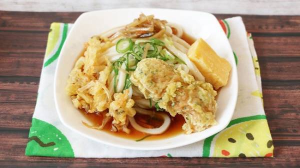 破格すぎだろ…安定の旨さ「満足感ハンパない」と話題！丸亀の弁当とは？