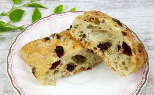 【コストコ】常連もリピ買い続出！スイーツ系新作パンが絶対買い♡