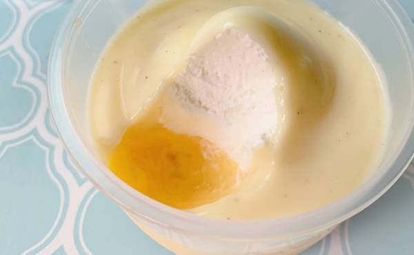 SNSで話題！【ローソン】のお家芸！？新作「珍名スイーツ」の正体とは