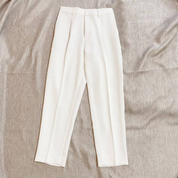 【しまむら】ありそうでなかった透け対策！？足長効果◎＆膨張色なのに細見えする白パン！