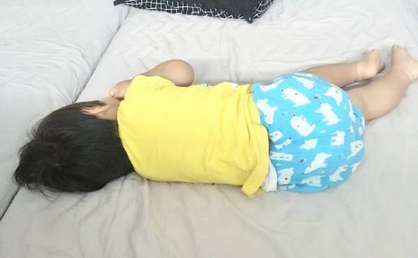 子どもの寝かしつけの救世主！寝室へ向かうのもスムーズになった神アイテム【体験談】