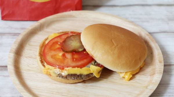 【マクドナルド】USJコラボおもちゃが激アツ♡便利な注文裏技4つ