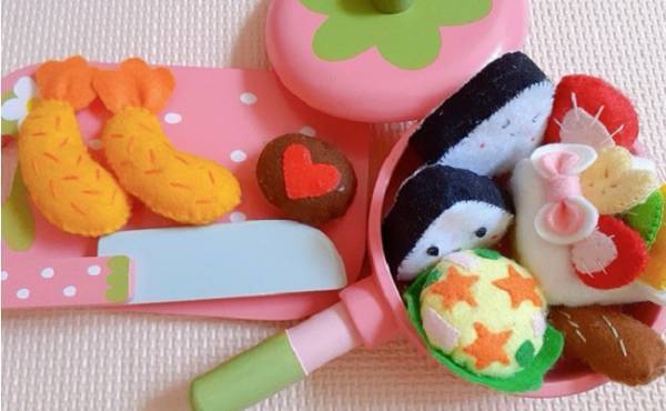 一緒にいられなくてごめんね。働くと決めた私が、寂しがる娘にできること【体験談】