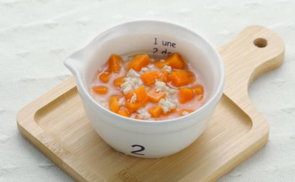 電子レンジで簡単調理！甘くておいしい♪にんじん離乳食【初期～完了期】