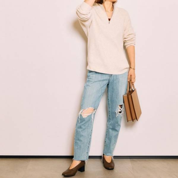 【ユニクロ】1本あればコーデがキマる！体型カバーできる美シルエットのペグトップデニムって？