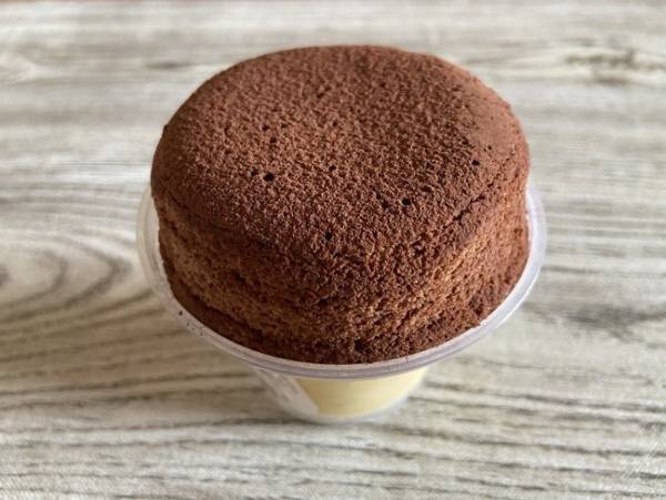 【ファミマ】人気NO.1爆売れ中スイーツに地域限定フレーバーが続々登場！