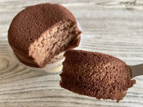 【ファミマ】人気NO.1爆売れ中スイーツに地域限定フレーバーが続々登場！