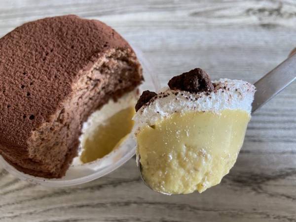 【ファミマ】人気NO.1爆売れ中スイーツに地域限定フレーバーが続々登場！