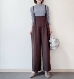 【しまむら】SNSでイロチ買い報告続出！高見えするハイネックリブニットが1,419円！