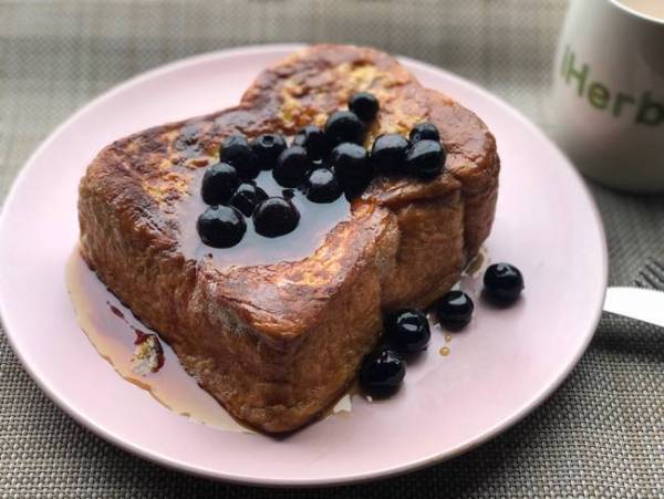 【業務スーパー】大人気！激うま「神食パン」を憧れの厚切りで楽しむワザ4つ