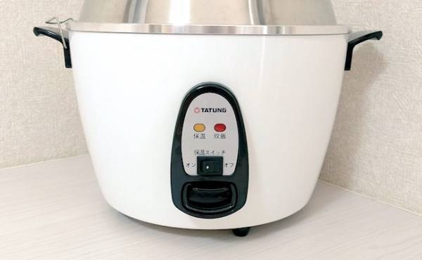 レトロな見た目と裏腹に超便利！台湾発の「大同電鍋」が忙しいママの救世主に♪【家事ラク家電】