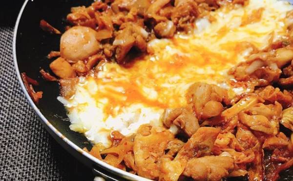 【業務スーパー】やみつき必至！寒い日に食べたい韓国料理の万能調味料がウマすぎる♡